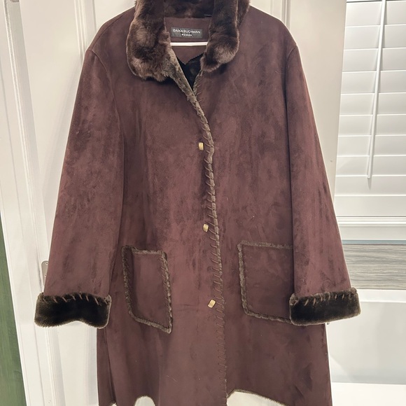 Dana Buchman Jackets & Blazers - Dana Buchman Brown Coat with Genuine Fur Collar Vintage 90’s